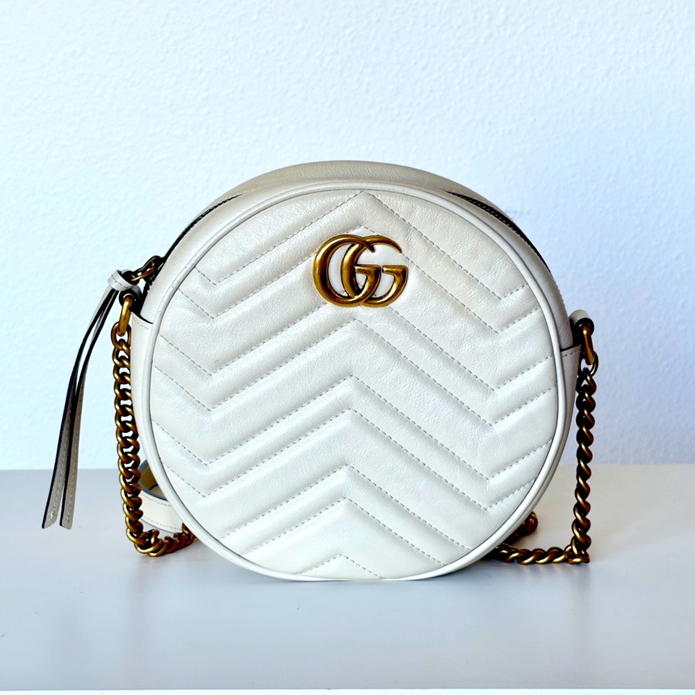 Calfskin Matelasse MGG Marmont Round Shoulder Bag White excellent condition